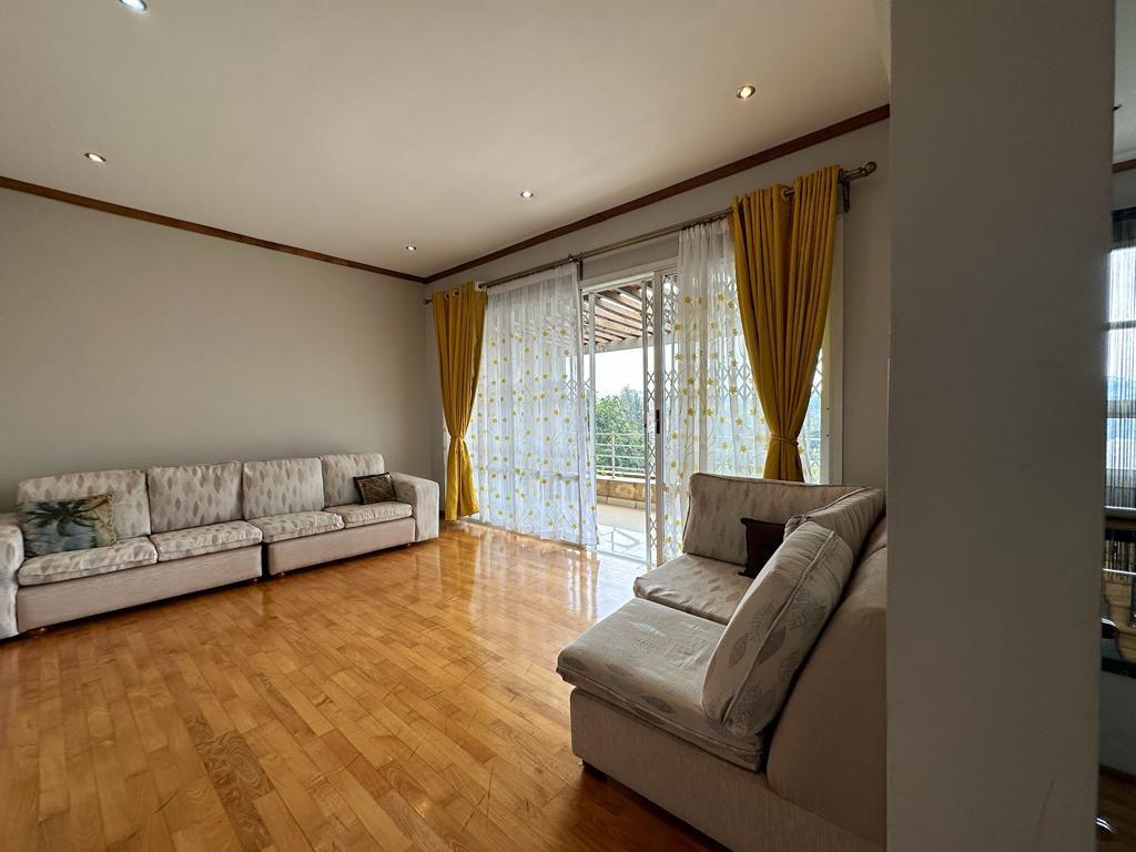 3 Bedroom Penthouse Apartment